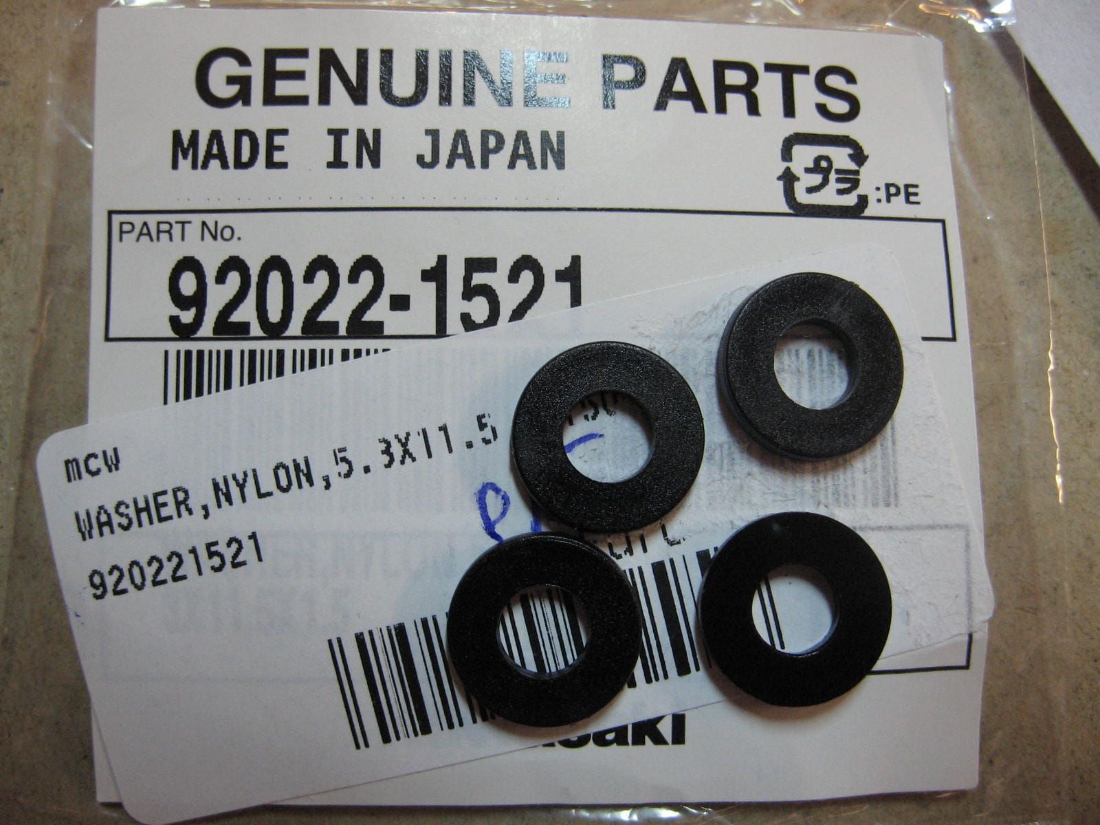 4x nylon ring 5,3x11,5 	zwart	oem		92022-1521