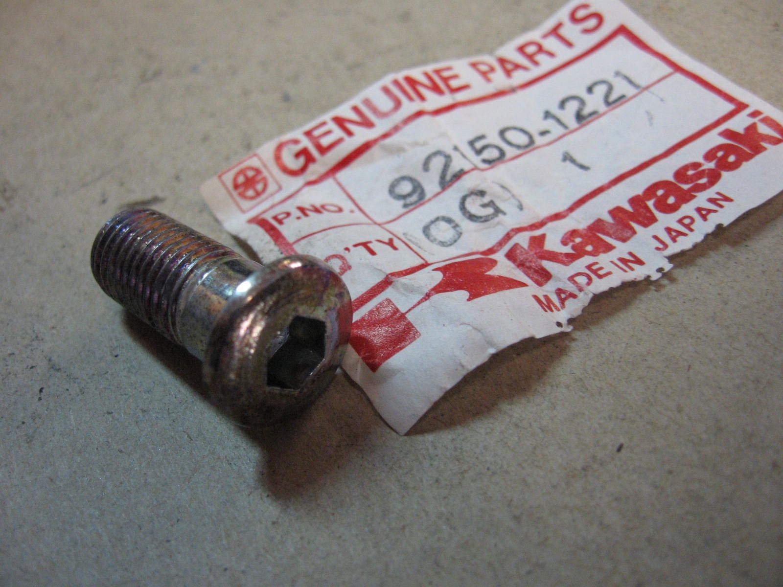 2x imbusbout m10		( x23) oem		92150-1221
