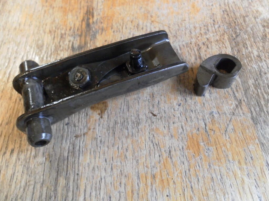 koppelingsstelhevel met veerplaat Cb750f cb750k 79-82 , cb900 80-82 gl1100 80-81 22831-425-000 ,22835-425-000 , 22821-107-000