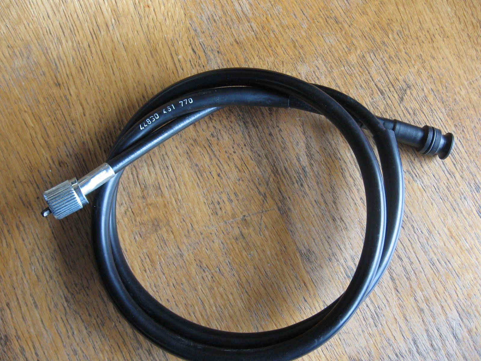 KM tellerkabel	motoria	HONDA	Xr250 79-80 , xr500 79-80 , cb900c 81-82 , cb650sc	vervangend voor 44830-461-770