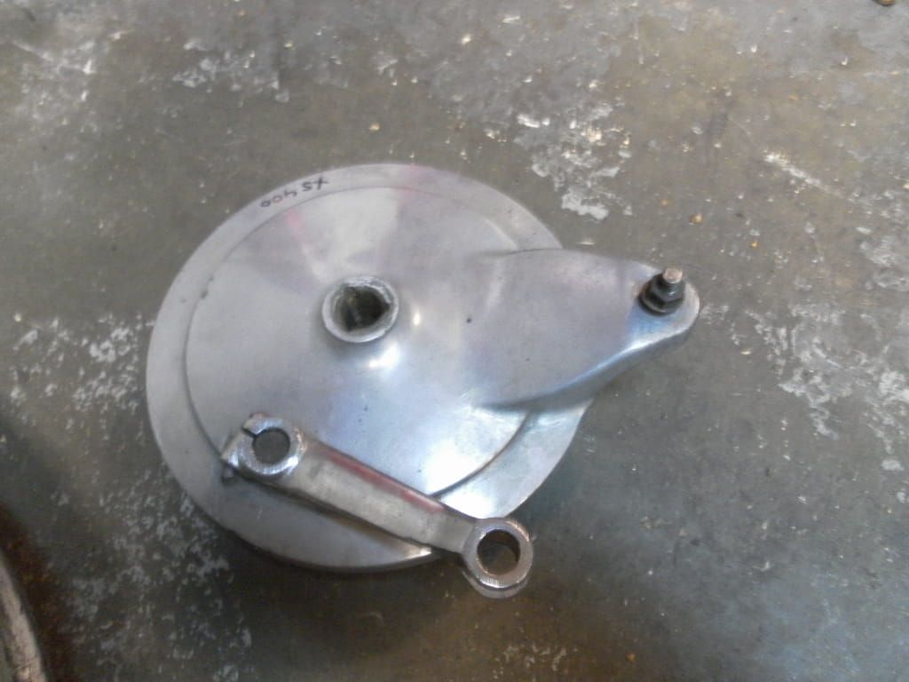achterremplaat	 xs400sg xs400sh 1980 81 2,50x16	1L9-25321-10-98