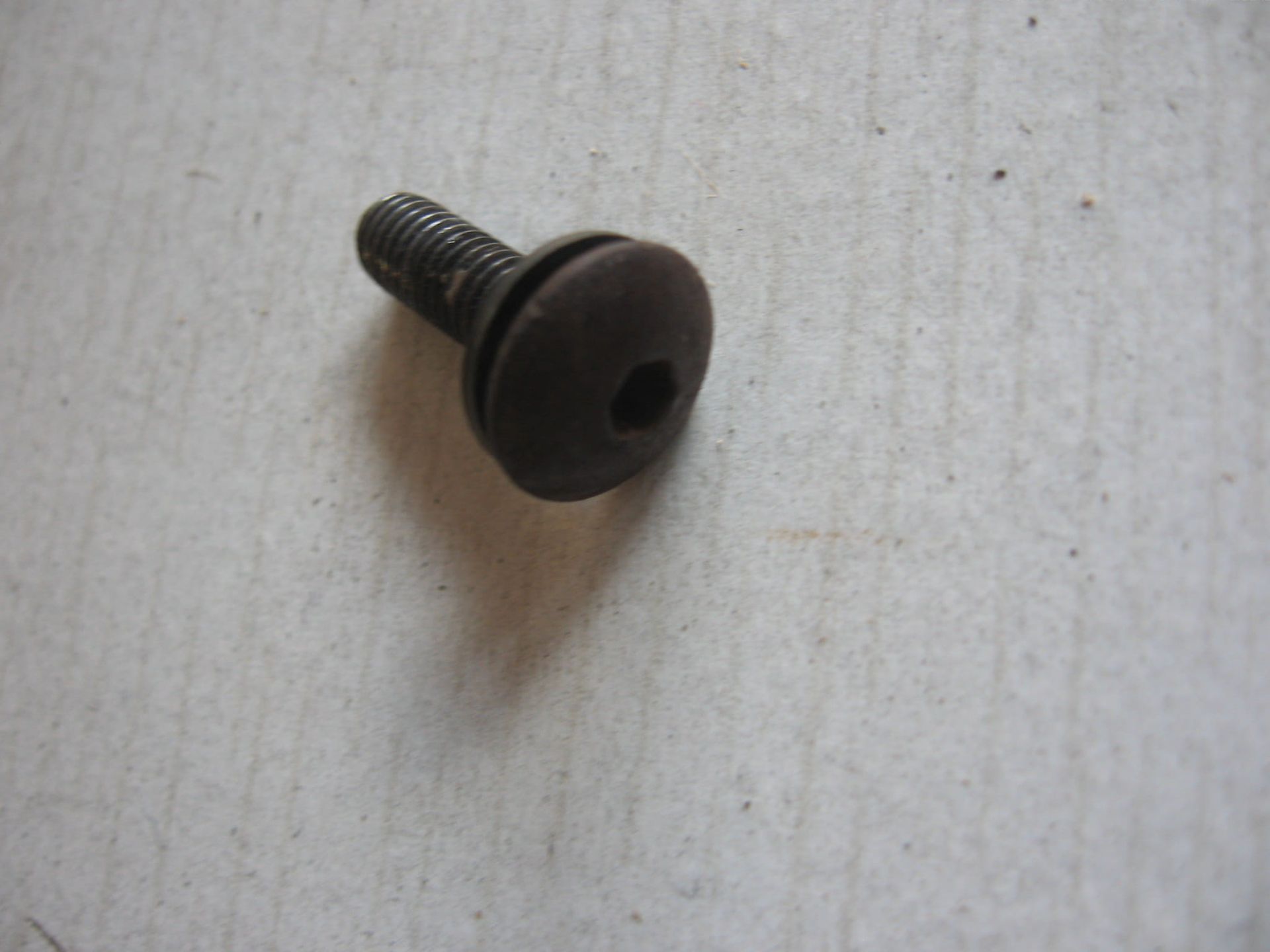 4 stuks imbus boutje bolkop kuipruit	Gsx600f 1988-96	09139-05042
