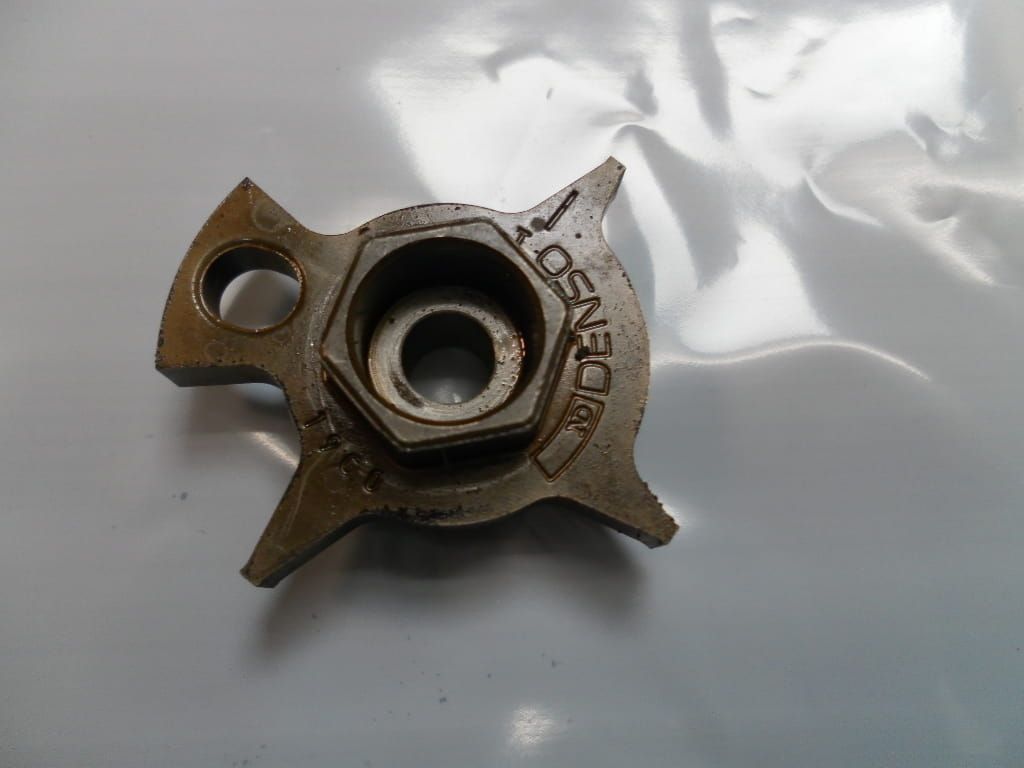 rotor pulsegever	Gsx750f 2000 gsf1200 gsf600	33120-19C20