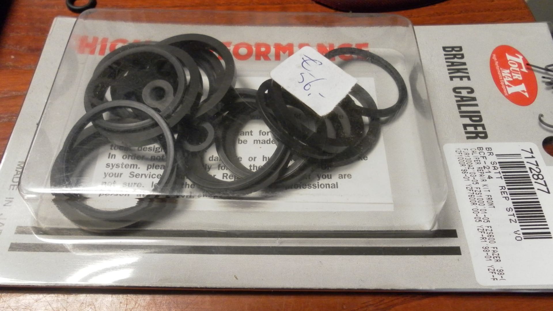 remklauwrevisiekit voorkant		toermax	Bcf-214 , Fz1 1000N 2006-15 , Fz1 1000NA abs 2008-15 , Fz1 S , FZ8 Fzs600 , XJR1300