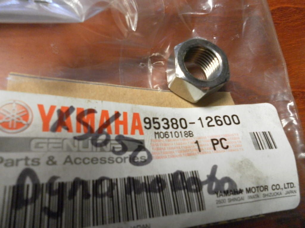 moer chroom 		oem	95380-12600