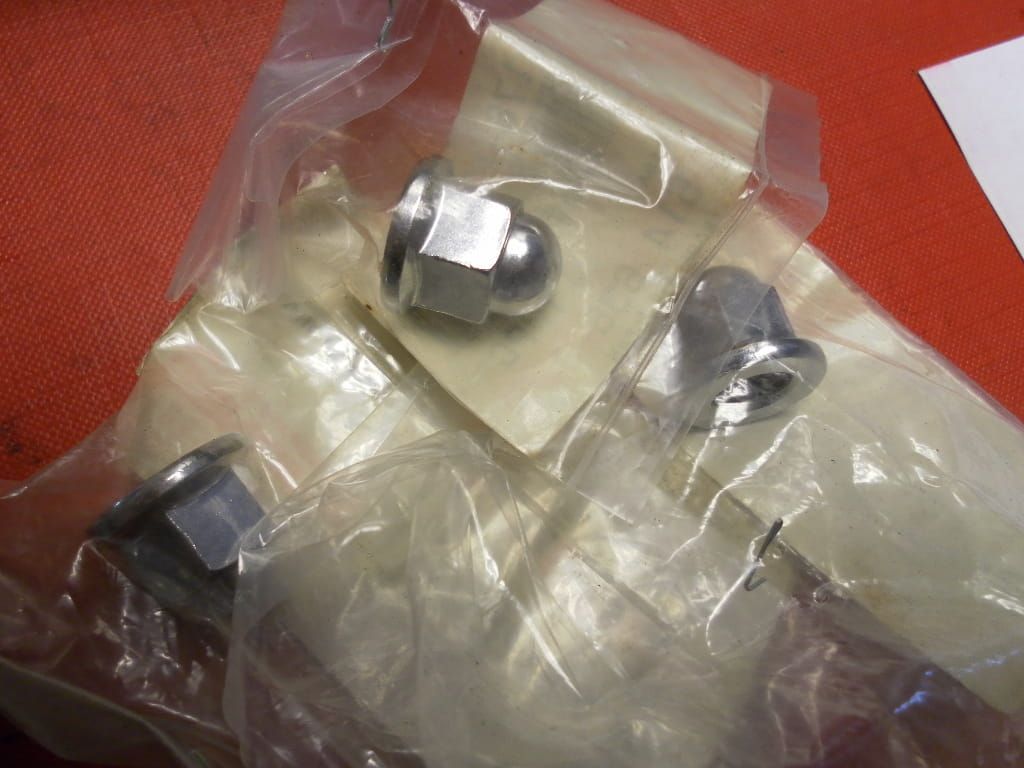 2 stuks chrome kopmoer M10x1,25 kopmoer			90176-10049	90176-10075