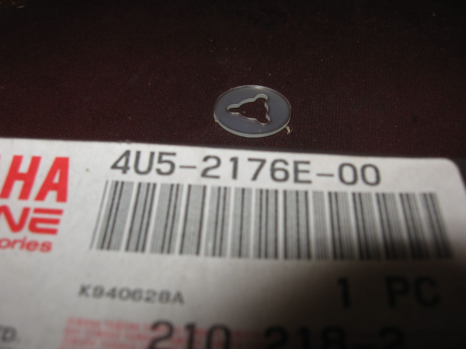 3 stuks ring binnenkant zijkap frame	Dt125 89-95 , dte	, Xv17 , xvz13 , xv19 , oem		4u5-2176E-00 (1)