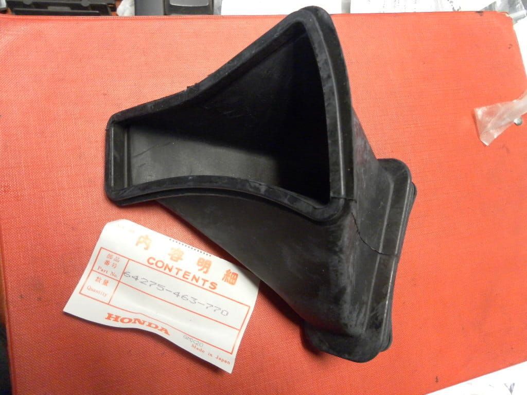 right air duct tube , gl1100		oem 	64275-463-770