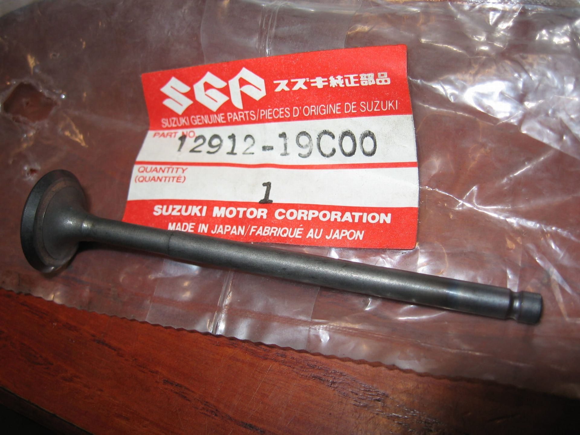 2x Uitlaatklep – gsx600f 88-2006 , gsf600 96-2003		oem		12912-19c00 (1)
