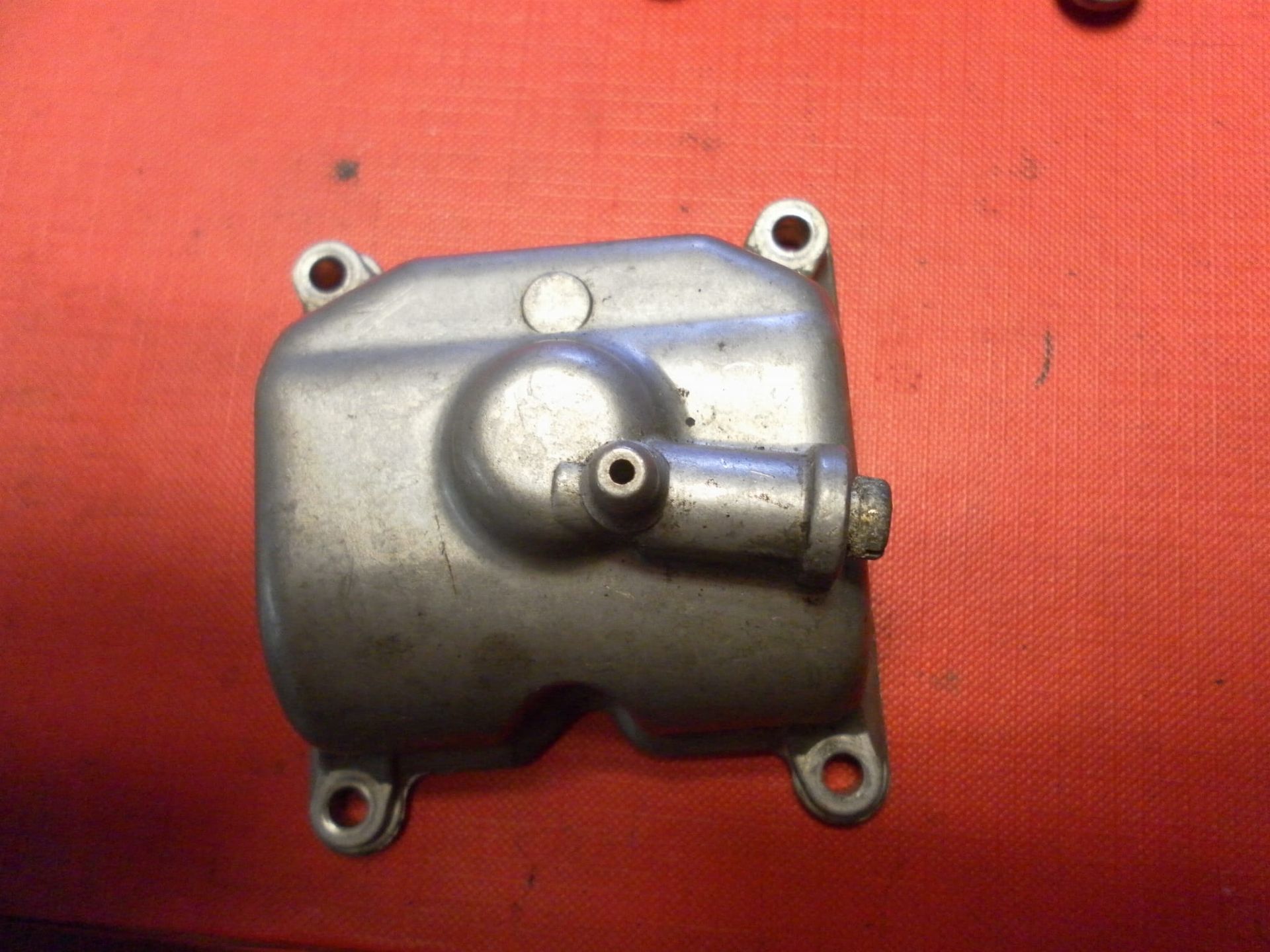 vlotterbak rechts 	zx600c zx600a gpz600 gpx600r		,	V155 YB12 (1)