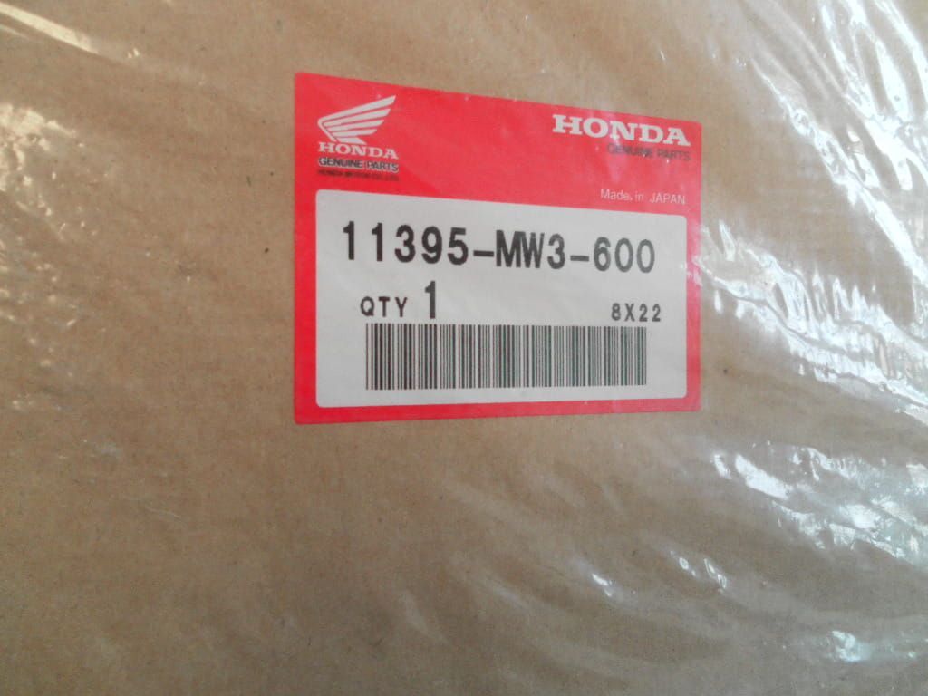pakking   koppelingsdeksel   cb750 1992--> 		oem 	11395-mw3-600