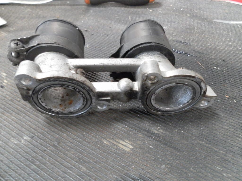 manifolt inlaat Rechts ( B)	Cb550 	12242-404-000