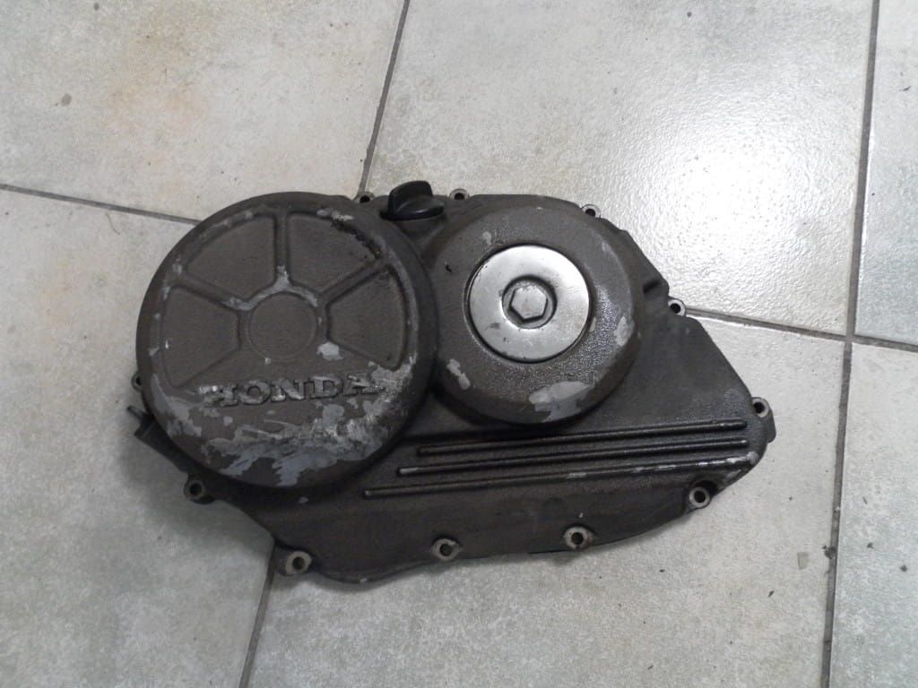 blokdeksel met oliepeilstok vfr700f	koppelingsdeksel	met schaafplek .11330-ML7-000