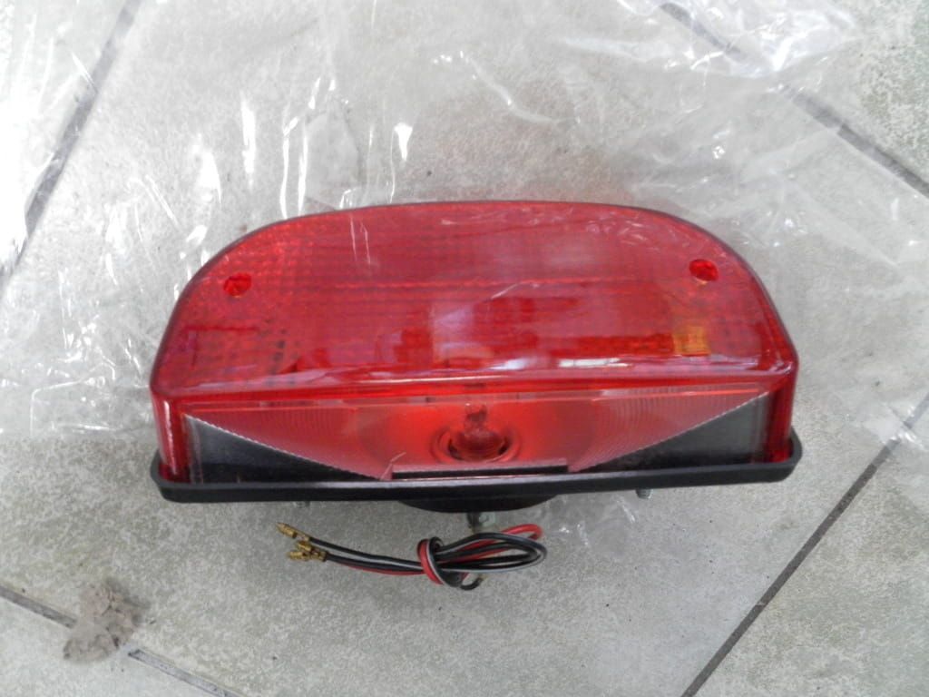 achterlicht  gsf400 bandit 91-93 . vx800 90-94	HH 123-355	.vervangend voor  		35710-45c00
