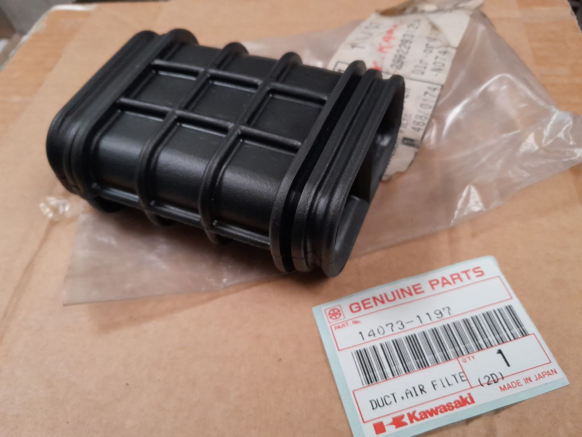airfilter duct , luchtinlaat luchtfilterhuis vn750		oem		14073-1197