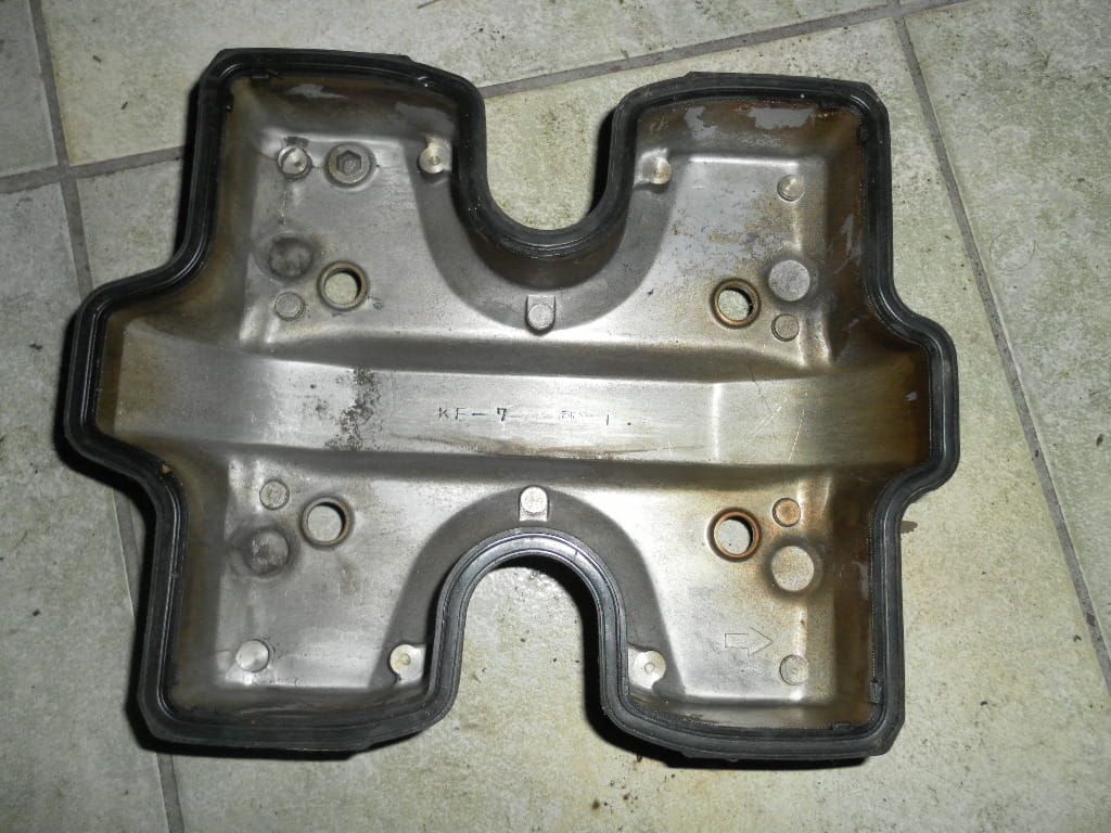 kleppendeksel voor achter	vf500c 1985	12311-ke7-000