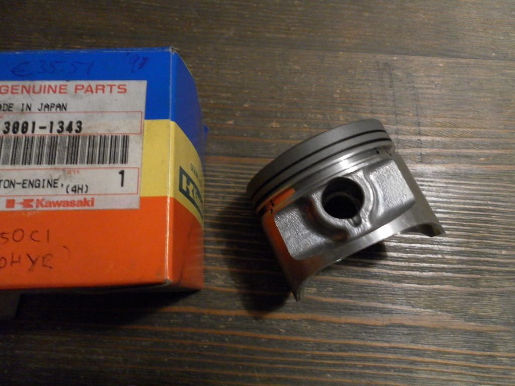 zuiger STD	zr750 c1-3 91-93  Gpz750 1982-85 , zr750ltd 1980-83	oem		13001-1343