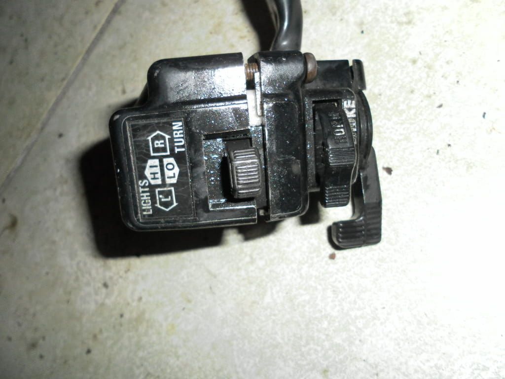 stuurbediening links gs450 		37400-32B00 	37400-32b20
