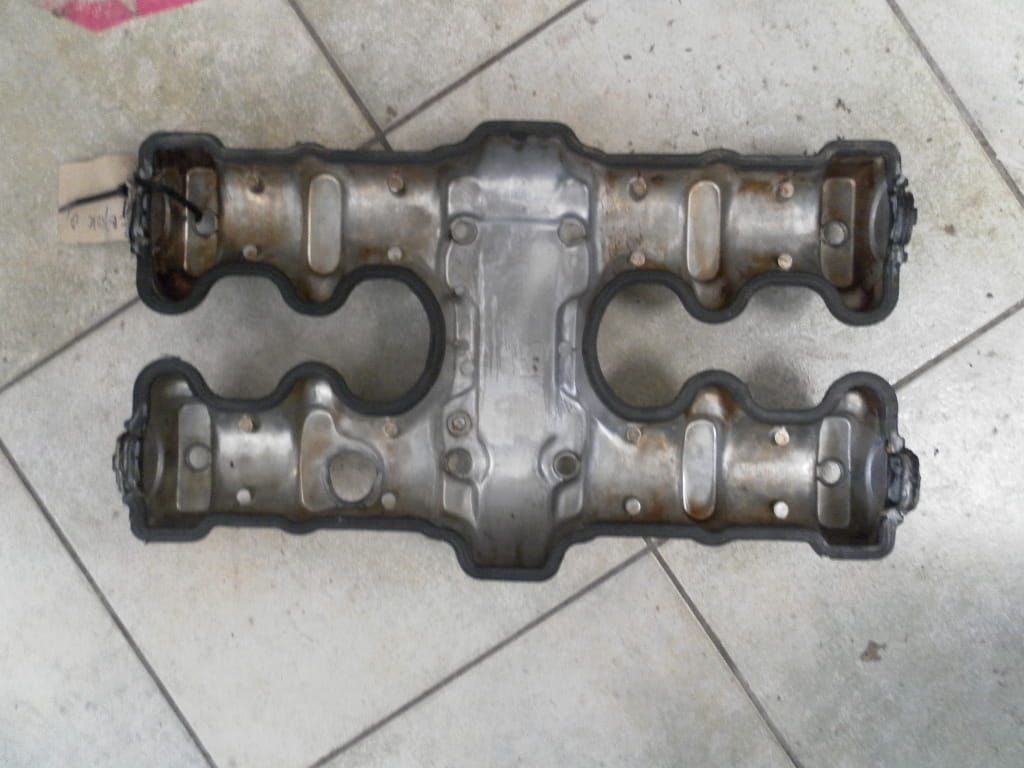 kleppendeksel cb750k 1981	  cb750k cb750f 1979-82 12310-425-000
