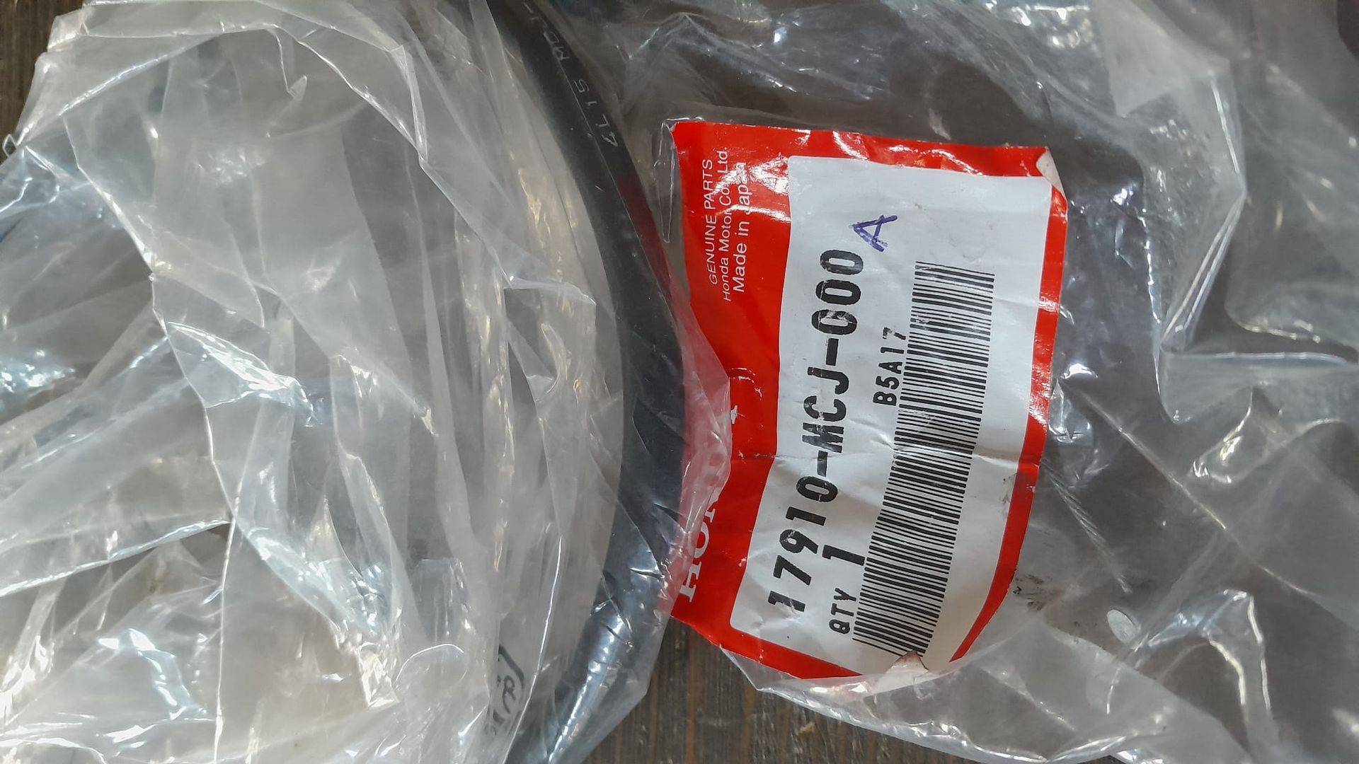 gaskabel	A   oem	HONDA	cbr900rr 2000-01		17910-mcj-000