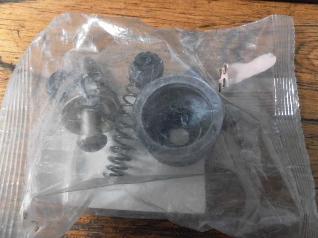 reparatiekit hoofdremcilinder achterrem 	Cb750f 1979-82 ,	oem 	43520-422-305  