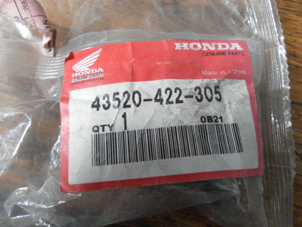 reparatiekit hoofdremcilinder achterrem 	Cb750f 1979-82 ,	oem 	43520-422-305  
