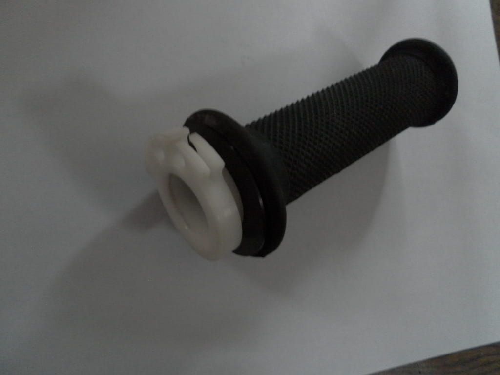 gasbuis  met handvat / gas gripassembly 	Fzr1000 87- 93 , fzr750 87-88 , RD500 85			47X-26240-00