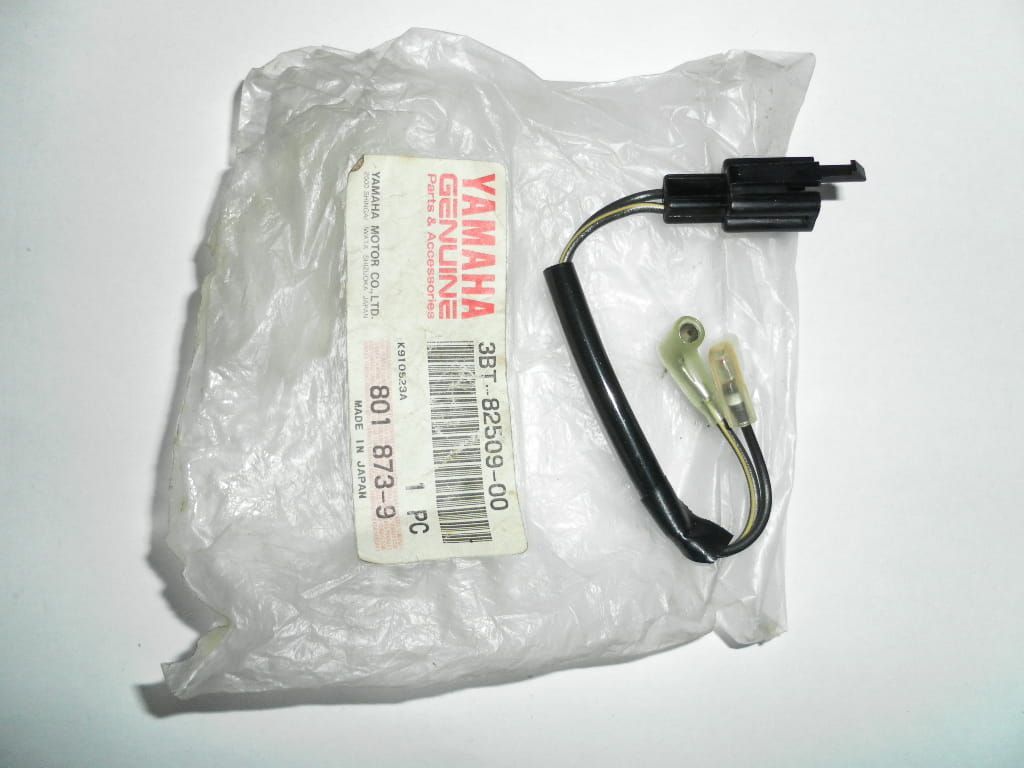 sub lead wire , verloop kabel 2polige stekker naar 2 losse	xv535			3BT-82509-00
