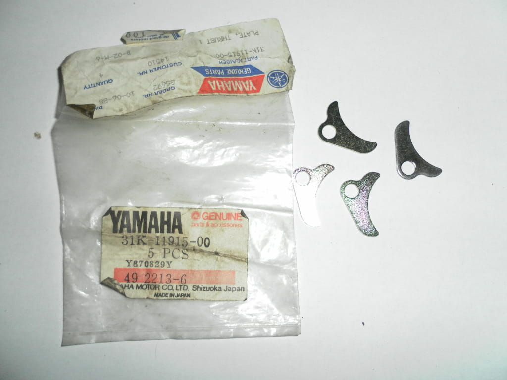 4 stuks Thrustplate 1 , borgplaat houder klep	rd350			31K-11915-00