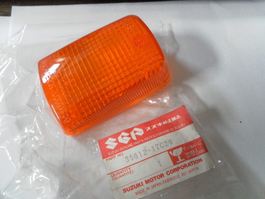 1x knipperlichtglas	oem		gsf600s dr650 dr125	35612-17c20