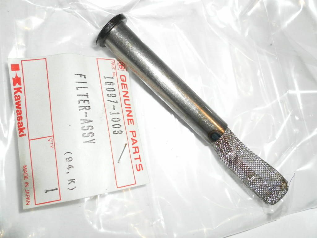 metaal oliefilter oliepomp 	Gpz305B 84-88 , z305 csr , er250 b.	oem		16097-1003