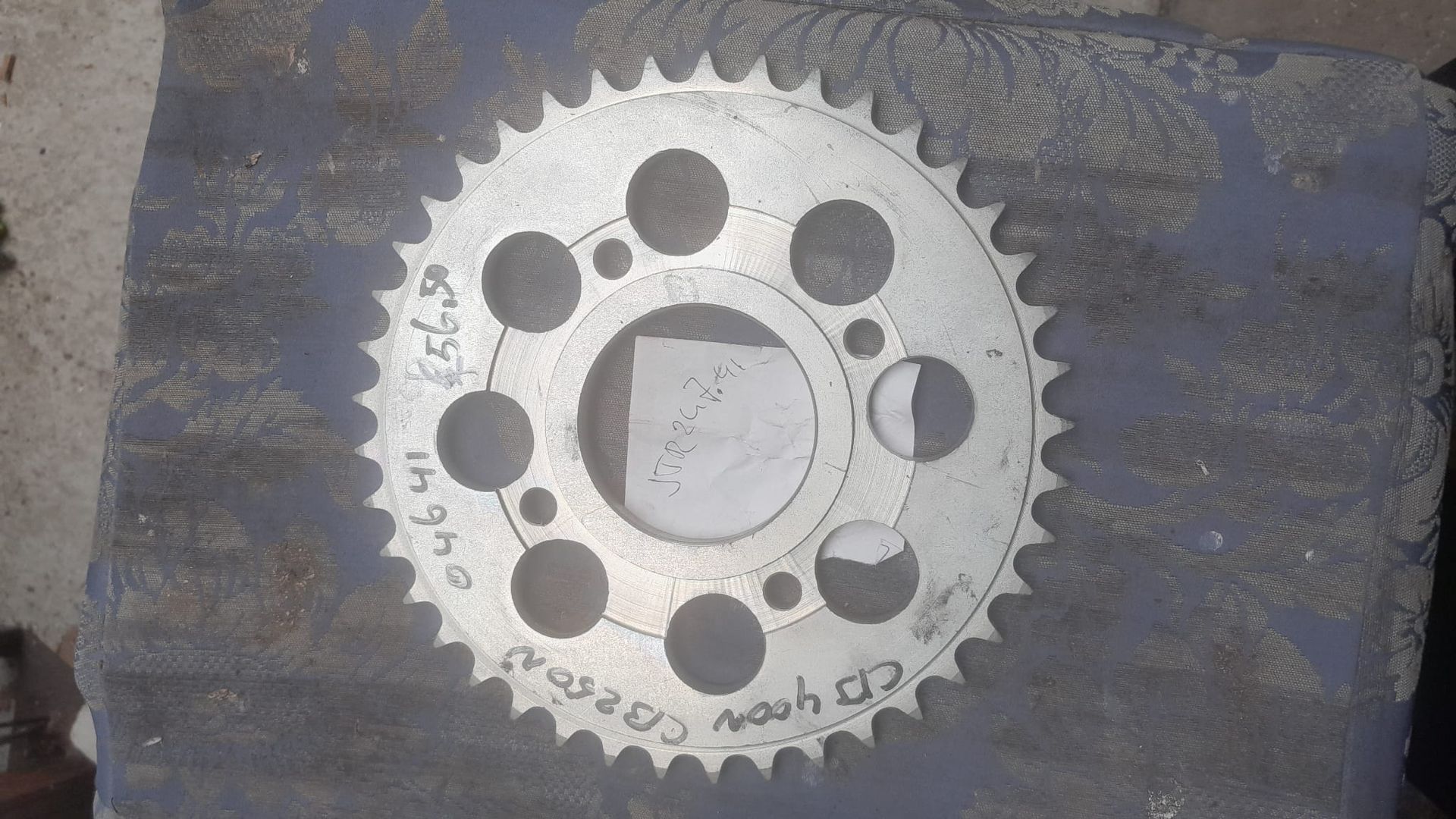Achterkettingwiel / achtertandwiel	Jtr247.41	 cb400n cb250n