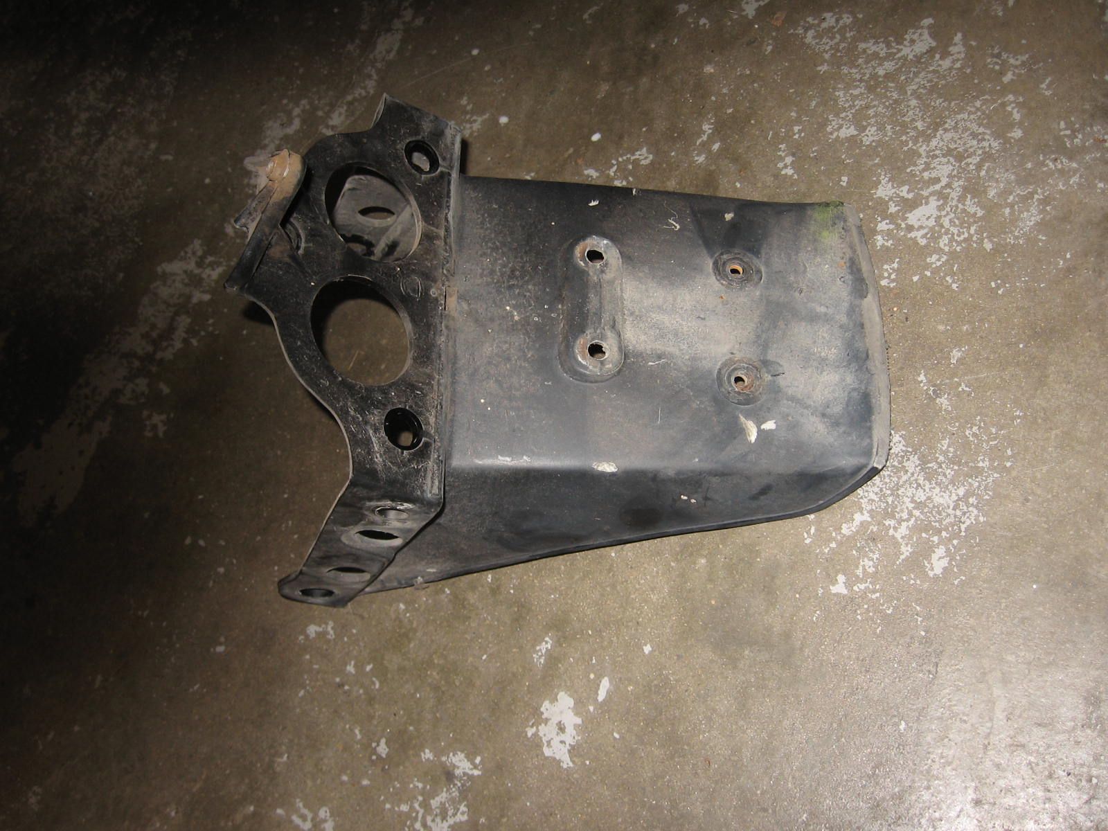 achterkant achterspatbord / kentekenplaathouder	Vf750s 82-83 , vf700s 1984-85 	80100-mb0-000