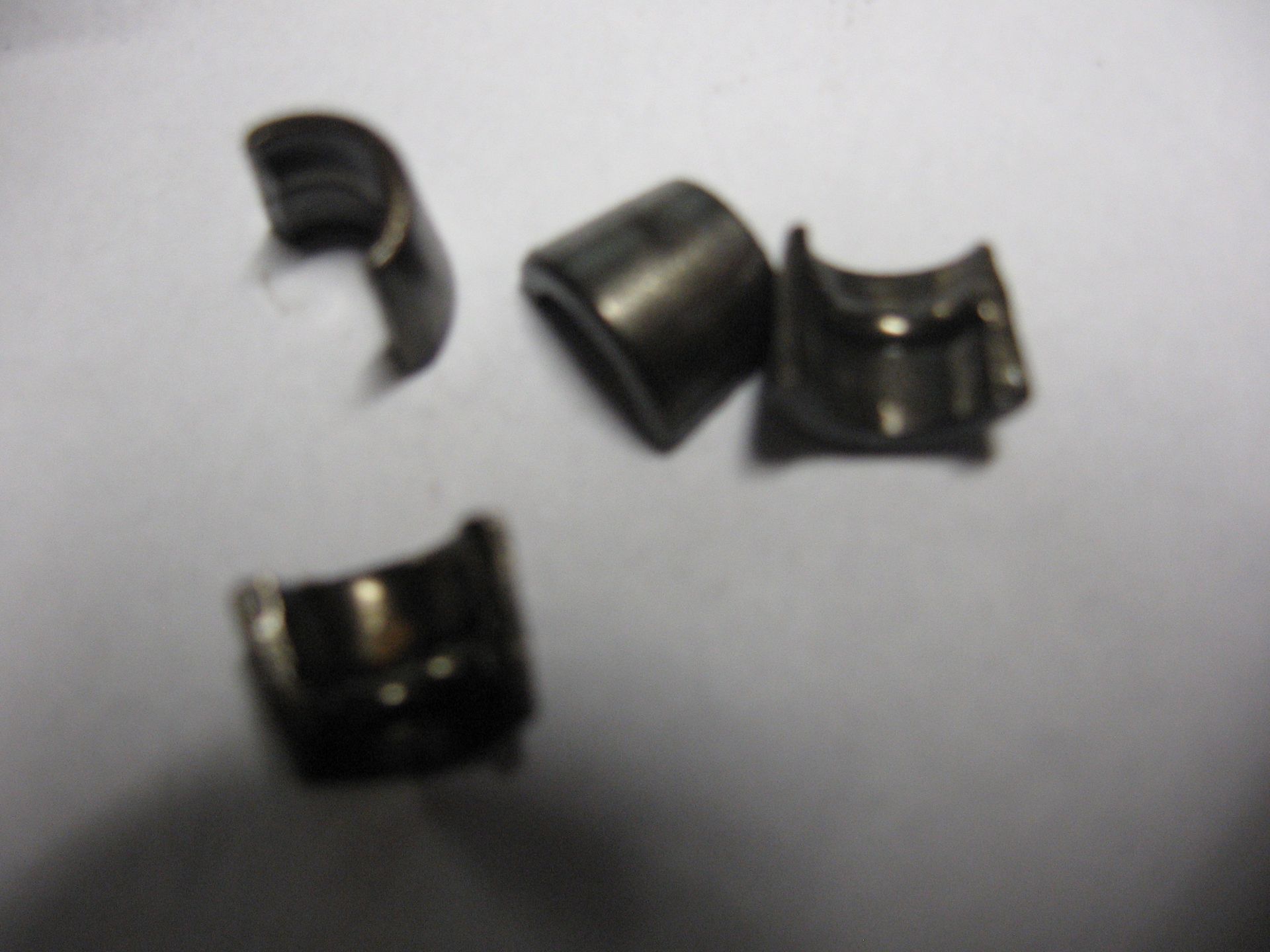 4x halvemaan , klepspie	Gsx400e 84 86	12932-49200 , gs1100 gn250