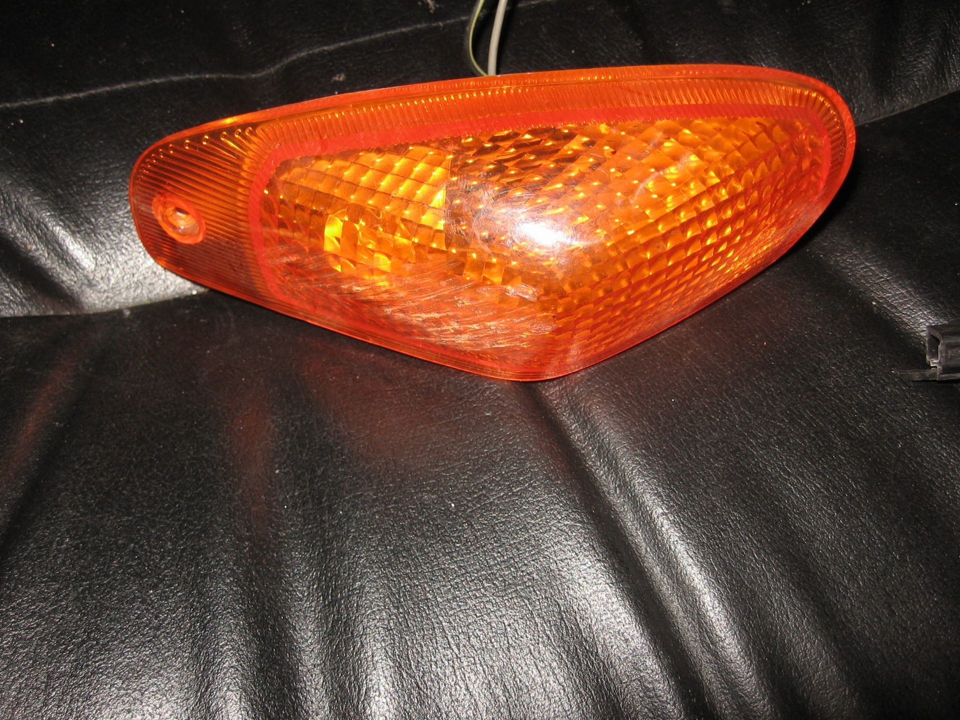 knipperlicht rechtsvoor met krassen	Zzr600 1993-01	23040-1240