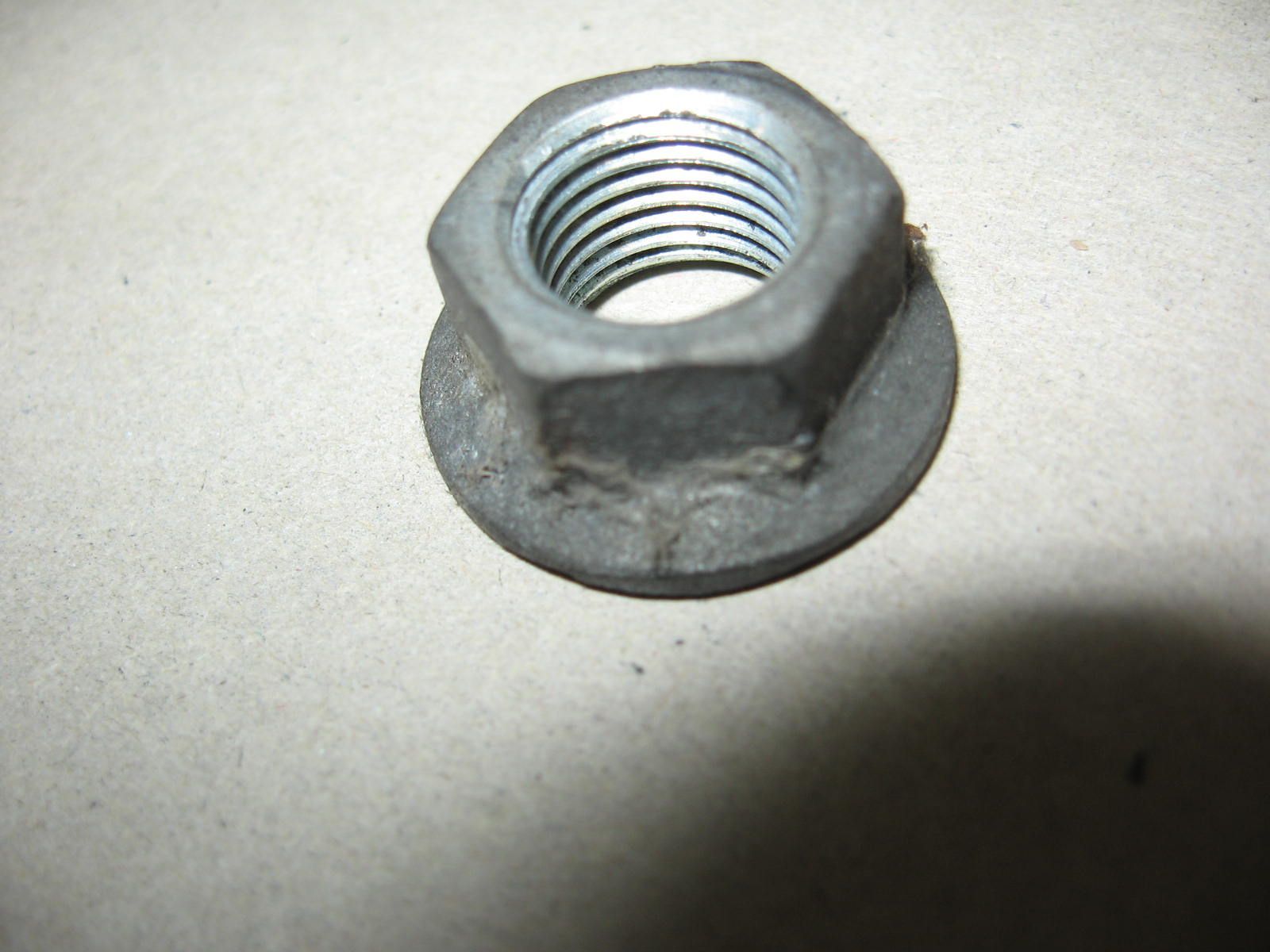 flensmoer m12x1,25 , knipperlichtarm		95701-12500	95707-12500
