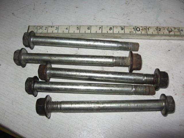 5x bout bevesteging voorremschijven -- m8x92	cx500 	90112-443-760