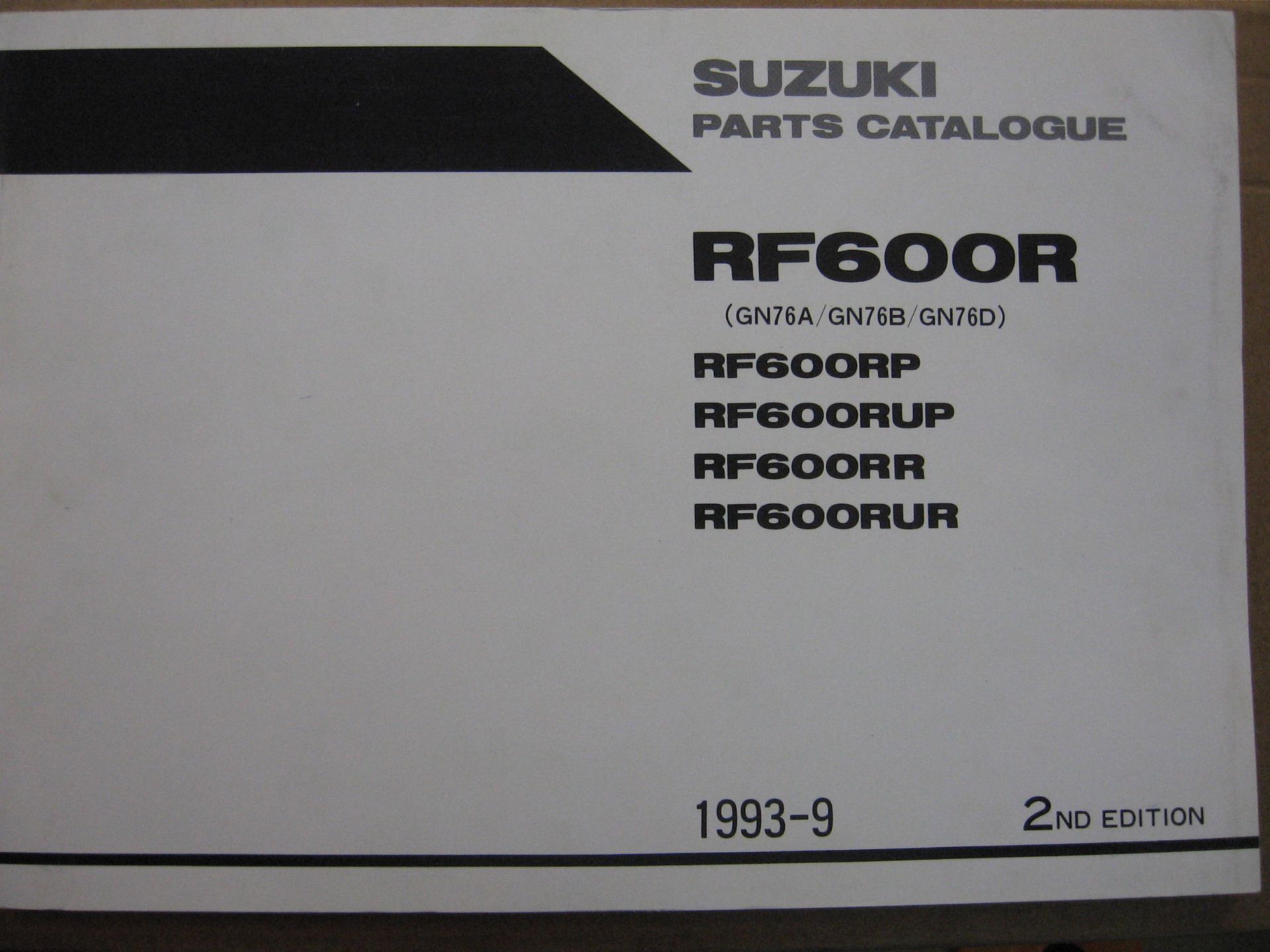 suzuki origineel parts catalog / manual  uit 1993-9 2e editie	RF600R – P,R 1993-94		9900B-30092-010	als nieuw