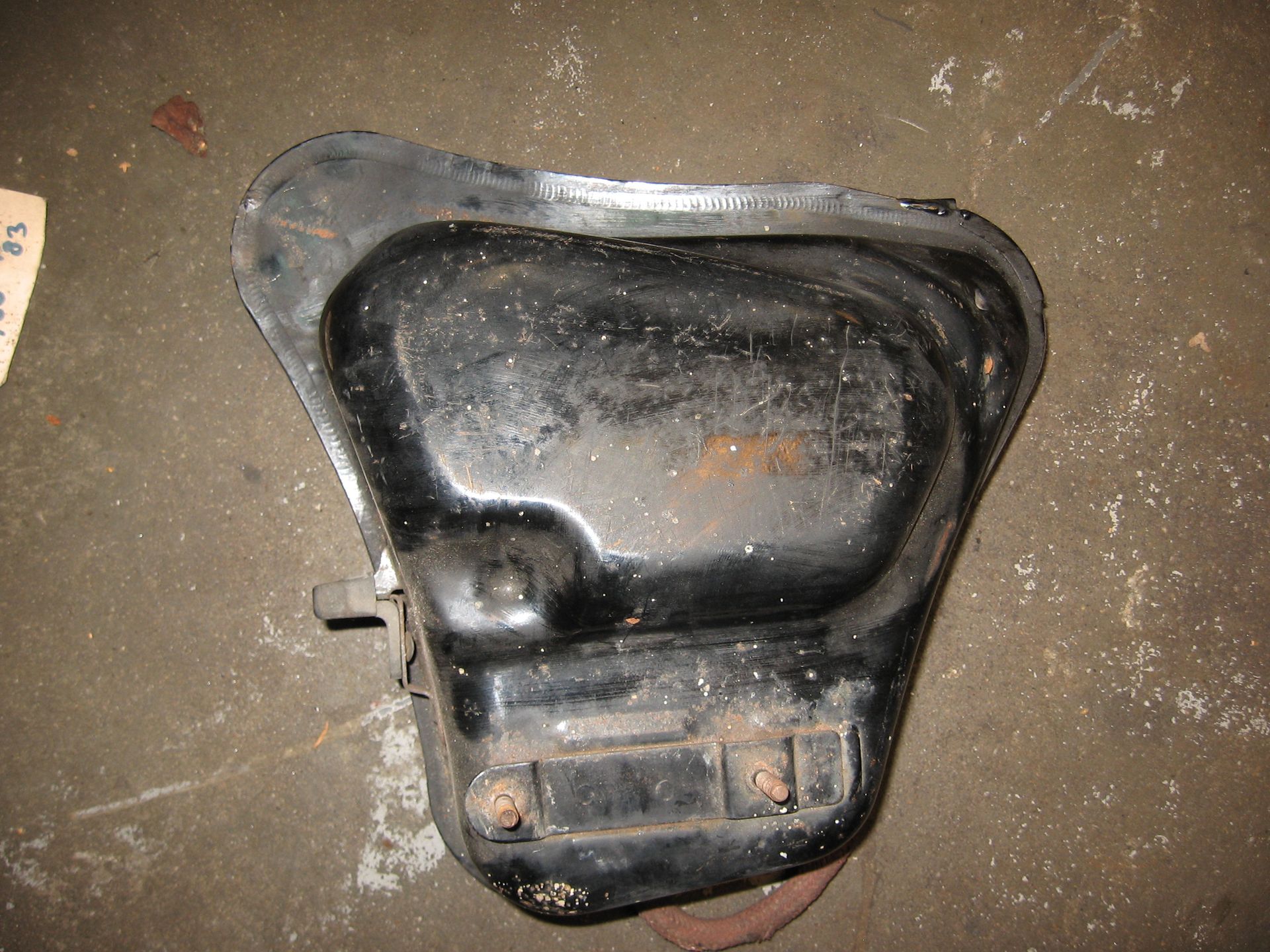 sub fueltank , 	Vf750c 82-83	vf700c 84 , 17550-mb1-000
