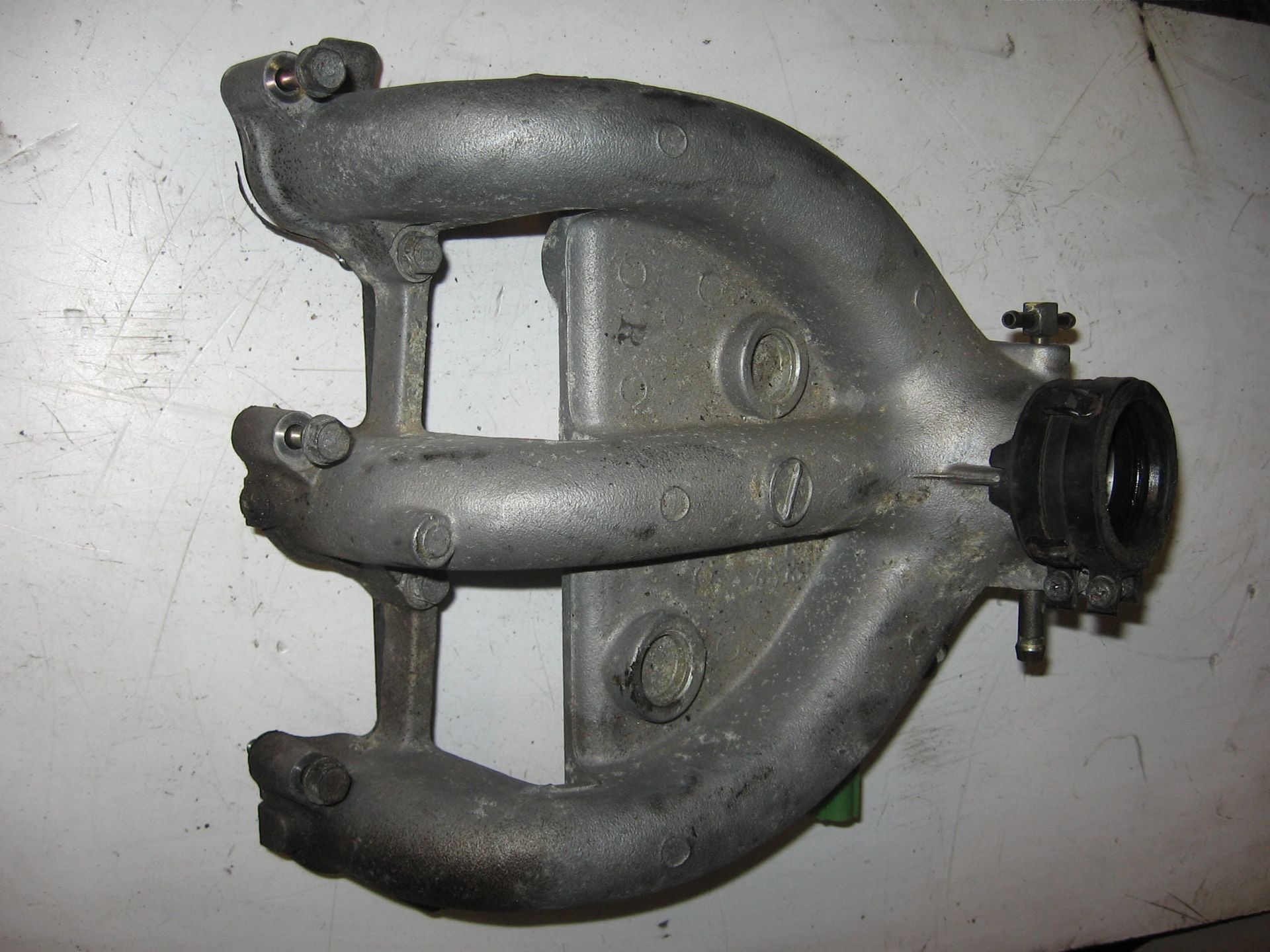 inlaat manifold rechts carburateur – kop  // Gl1500  1990 -1991		17110-mt8-000