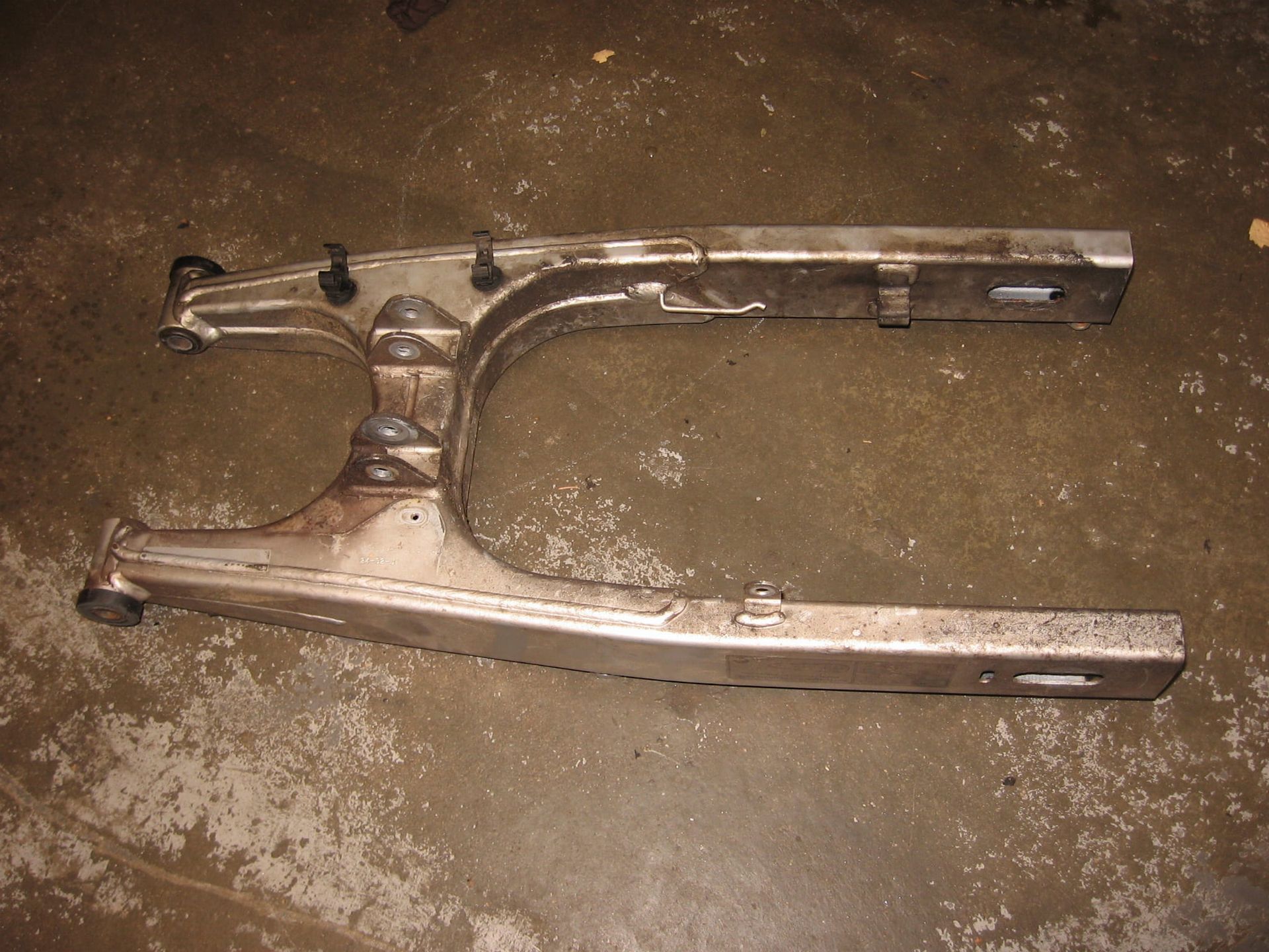 achterbrug	F650gs 99-08 , , dakar 00-07 , g650gs 08-11	33178526945