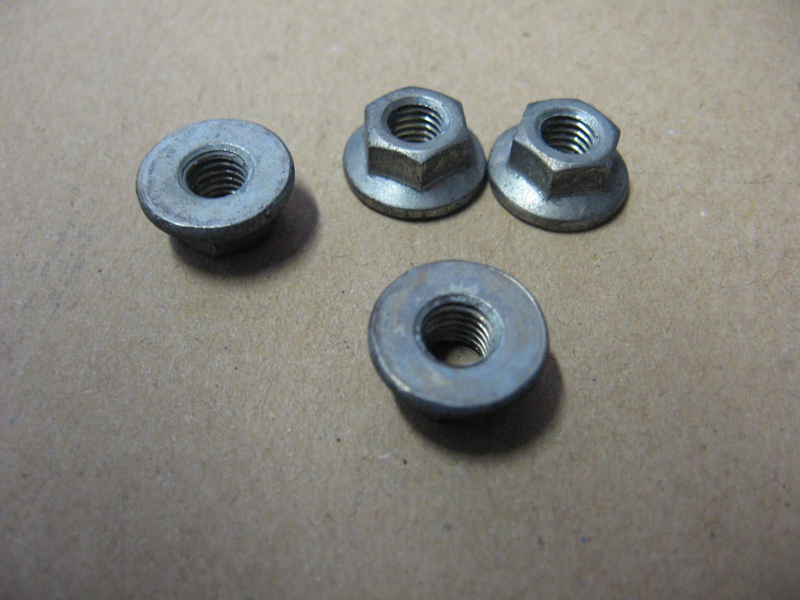4x flensmoer 6mm		92015-1367	92210-1514
