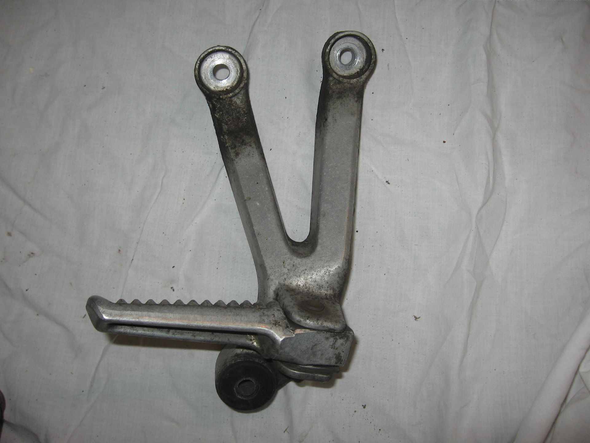 houder voetsteun rechts passagier met voetsteun // cbr900rr 1992-99 50750-MW0-000 +