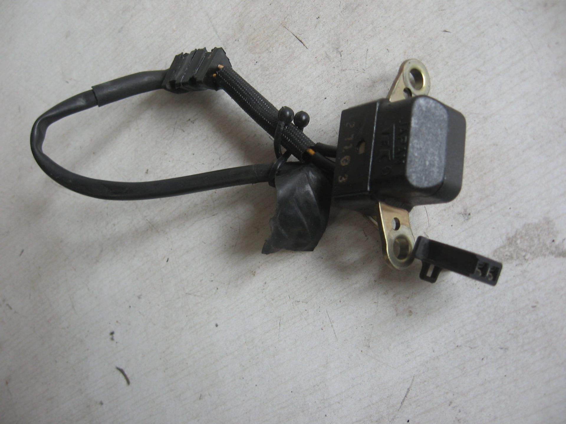 pulsegever 	Cbr900rr 1992-99	30300-mw0-003