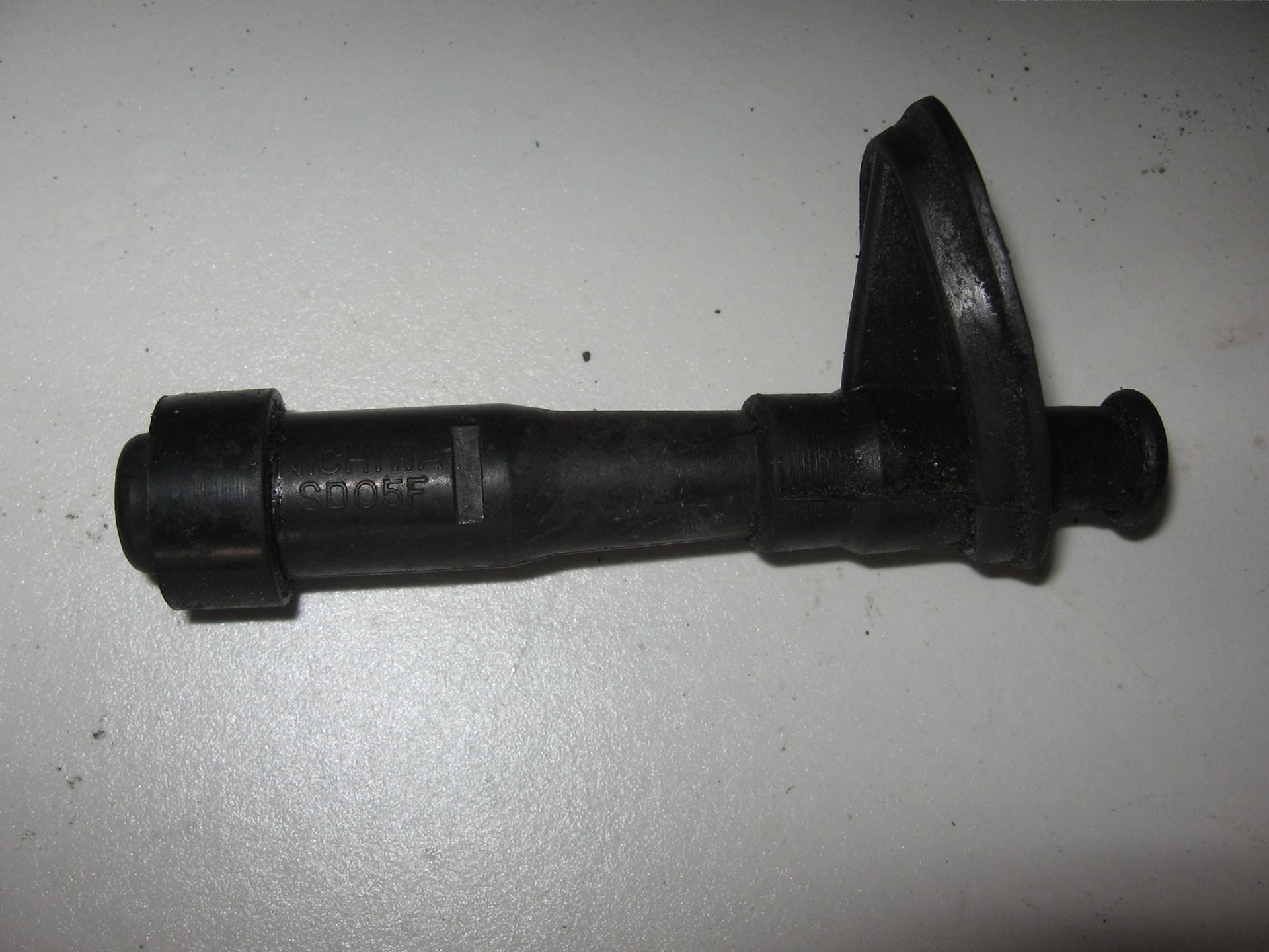Bougiedop // vt500c 1983-86 vt600 ntv650 vt750		30701-mf5-000