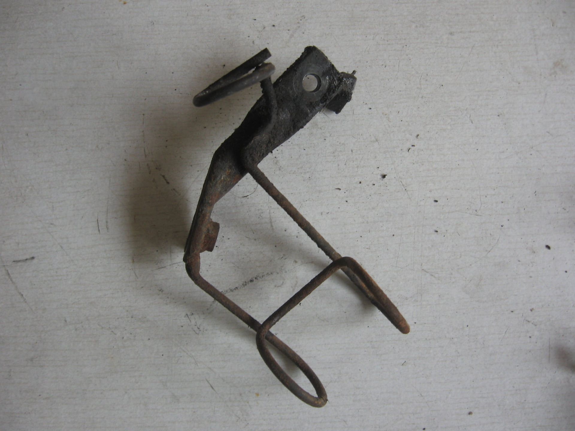 kuip bevestiging op frame links achter	Vfr400rg 1986	64516-ml0-000