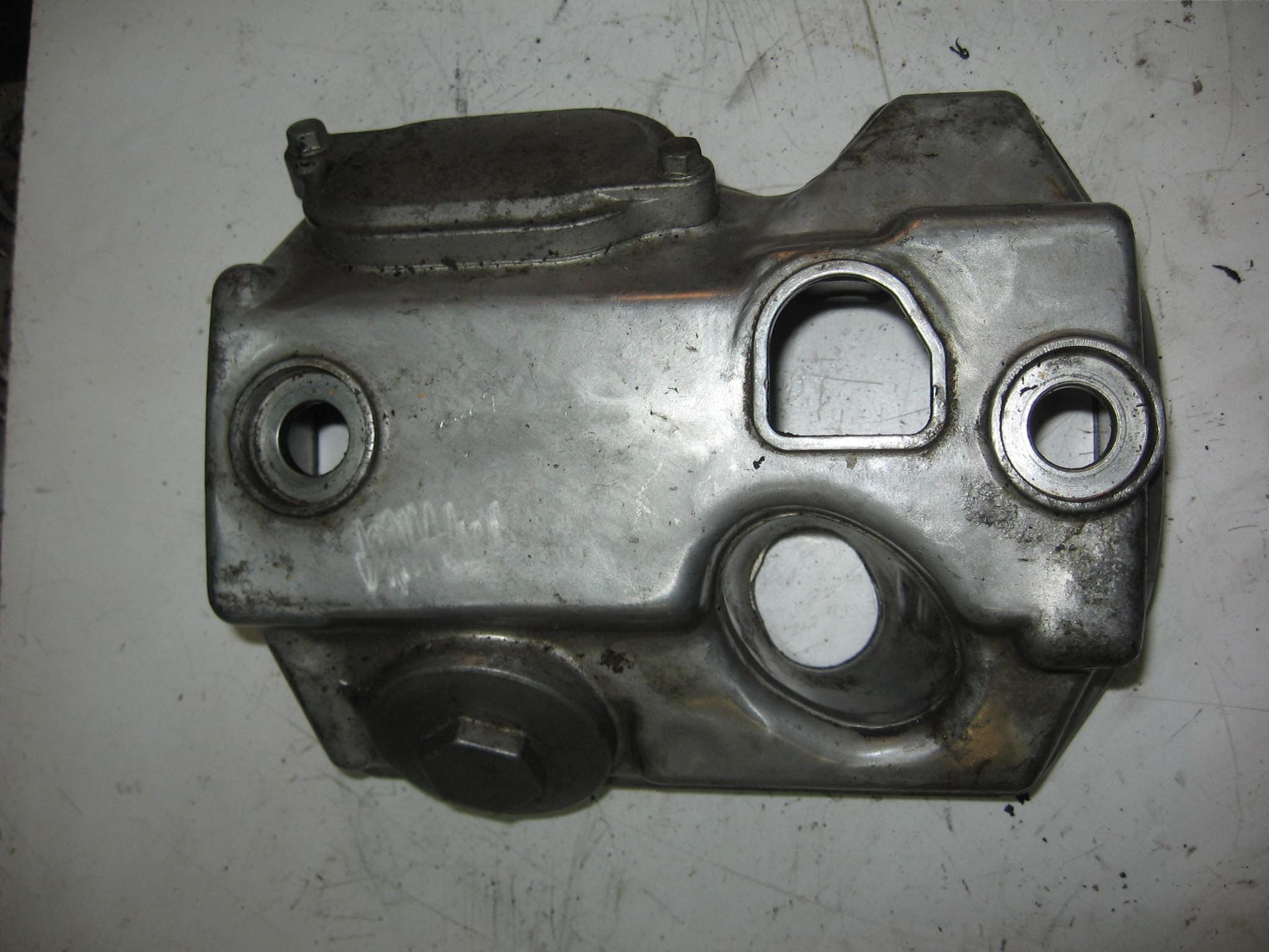 kleppendeksel voor // VT500c 1983-84 12310-mf5-000
