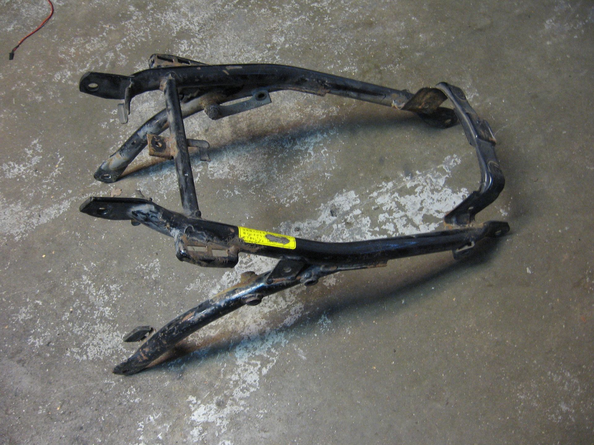 subframe achterkant		10L-21190-00-98 , Xv920 1982-83 MK K J