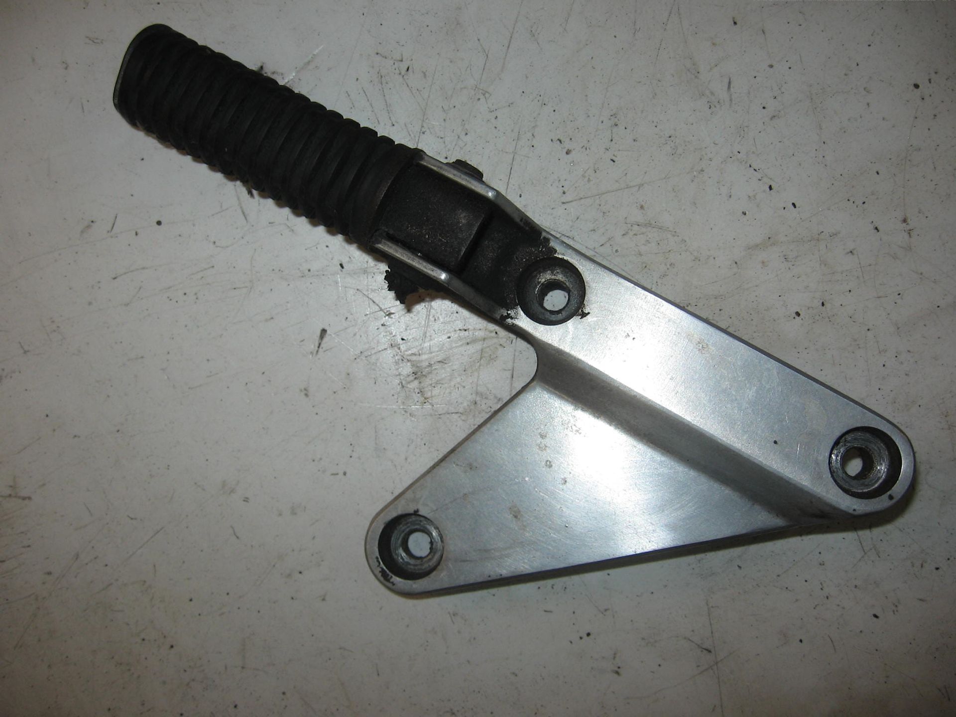 voetsteun met houder passagier + uitlaathouder  rechts // cmx450c 1986-87		50680-mm2-000