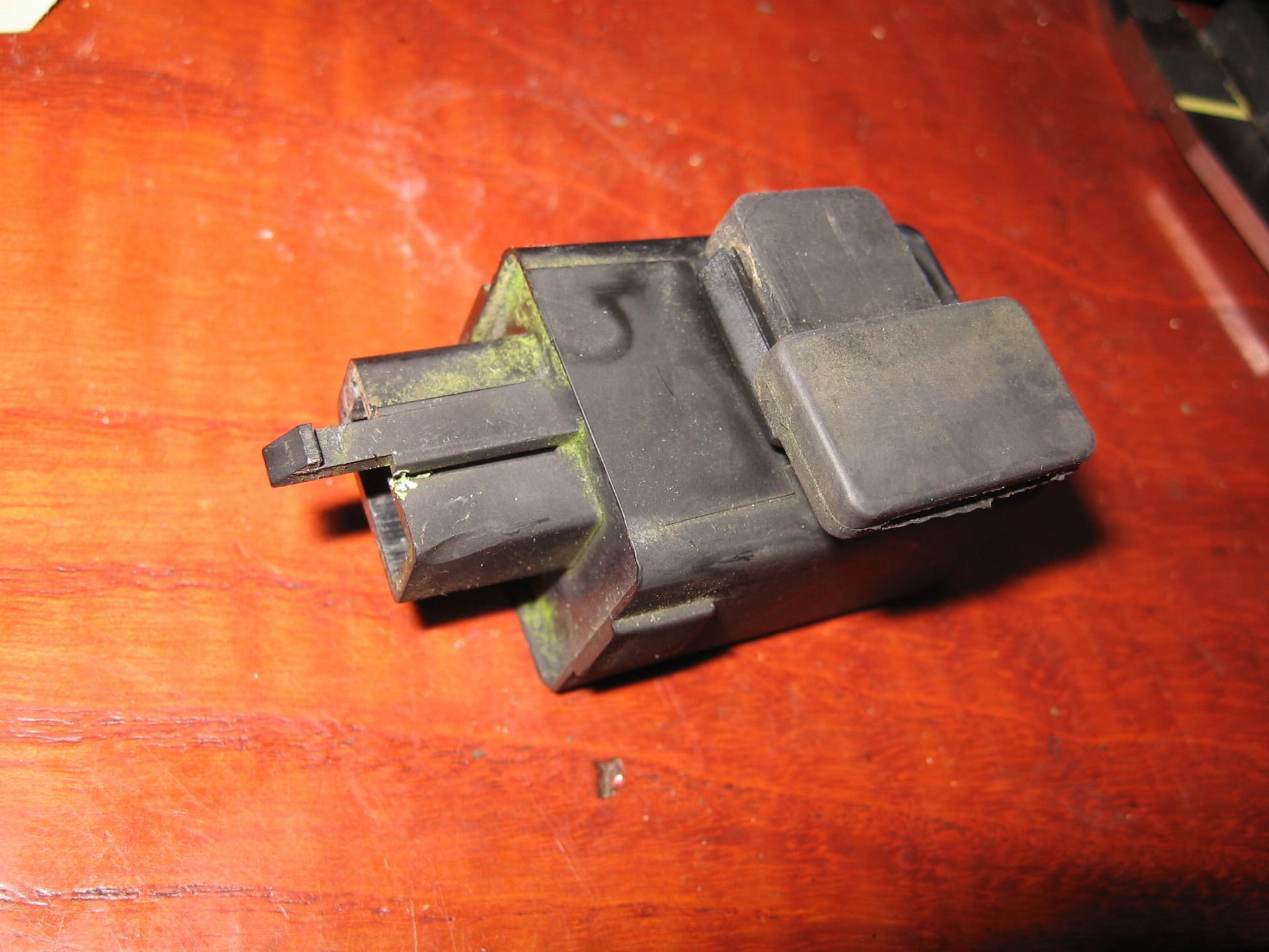 relay signal lamp  27002-1063	27002-1092